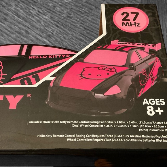 🎄Hello Kitty Cool Remote Control High Speed 32ft Distance Racing Car! - Picture 8 of 12